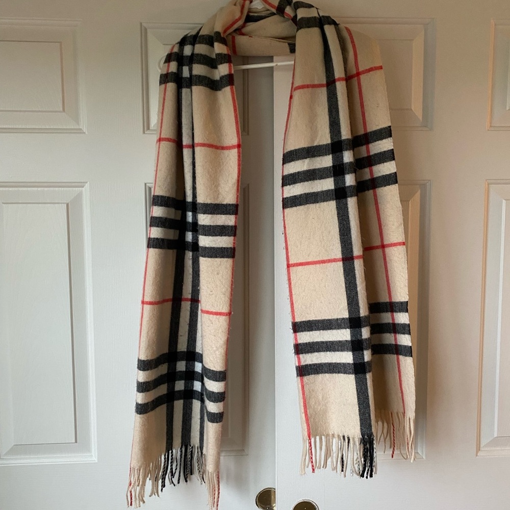 Plaid Beige Scarf with Red and Black Stripes